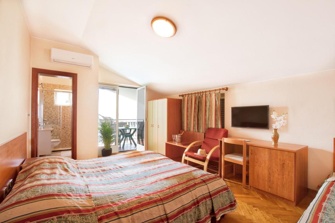 Villa Sveta Eufemija Bed End Breakfast I Rovinj Luaran gambar