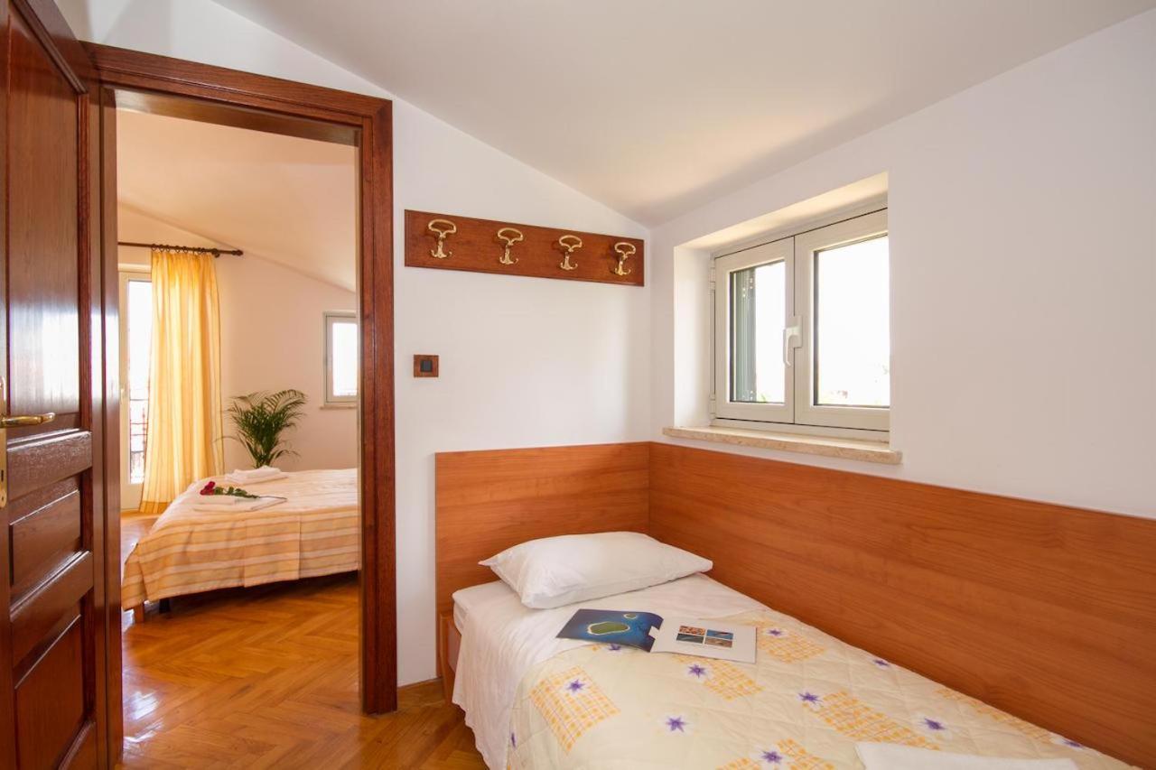 Villa Sveta Eufemija Bed End Breakfast I Rovinj Luaran gambar